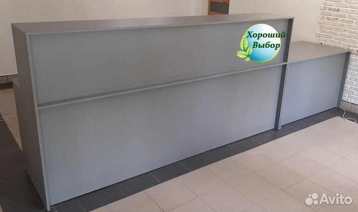 Стойка ресепшен