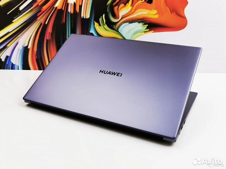 Топ Huawei 12 ядер Ryzen 5-5500 8GB 512 SSD IPS