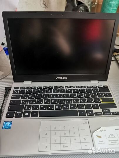 Ноутбук asus Laptop E210MA-GJ003T