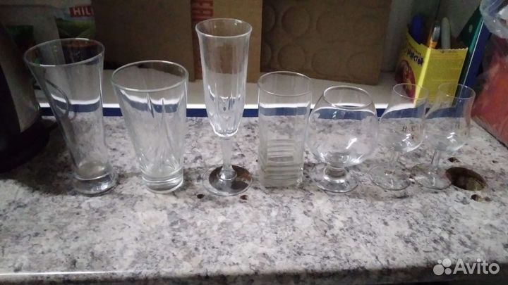 Стаканы тарелки