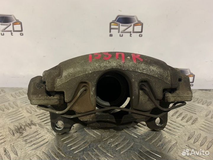 Суппорт тормозной передний правый Volkswagen Jetta