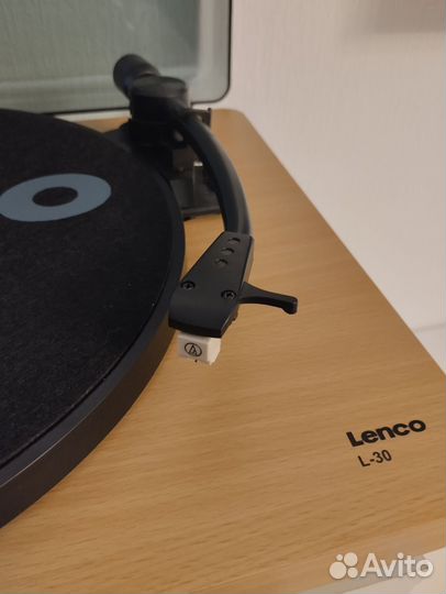 Проигрыватель винила