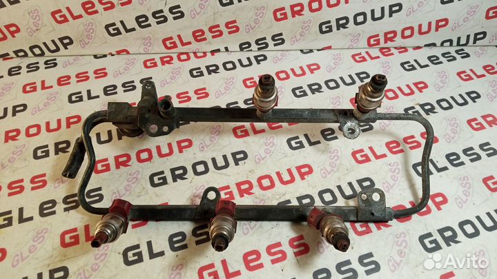 Топливная рейка J5 с форсунками б/у