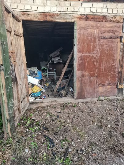 Гараж, > 30 м²