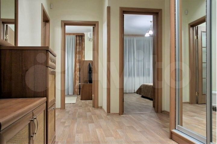 2-к. квартира, 62 м², 4/8 эт.