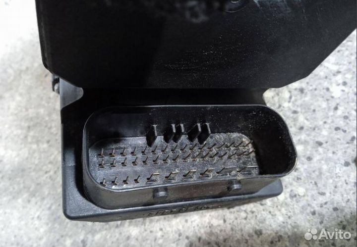 Блок ABS BMW 7 серия E65 6771233