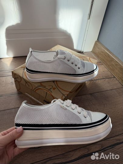 Кеды женские dino ricci 37 размер новые