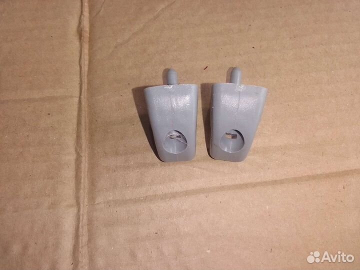 Фиксатор солнцезащитного козырька Chevrolet Aveo