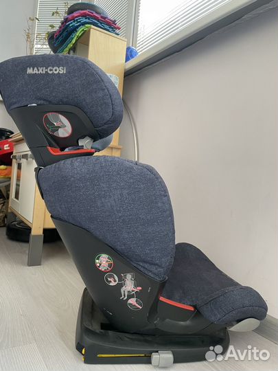 Автокресло maxi cosi rodifix airprotect