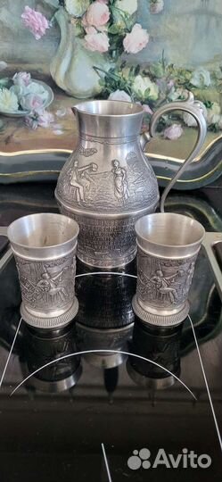 Набор посуды Кувшин и стаканы.Антик