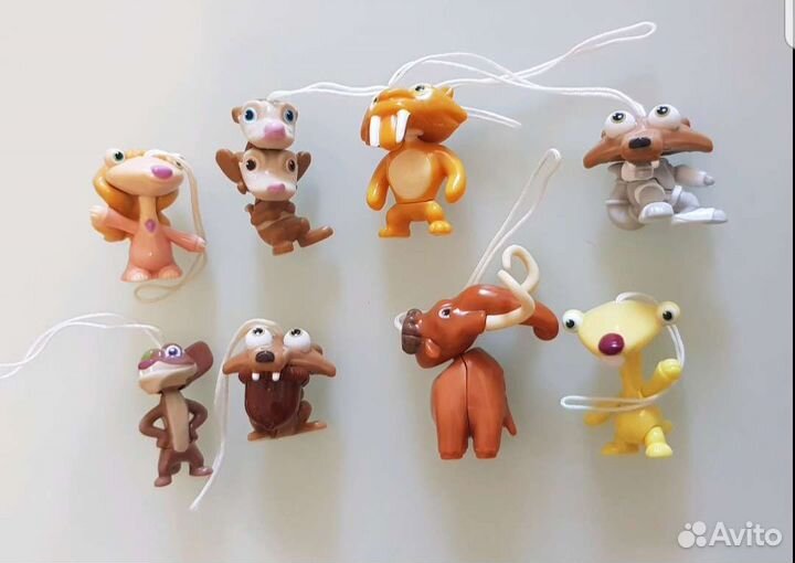 Игрушки из киндера