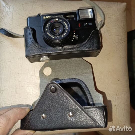 Пленочный фотоаппарат