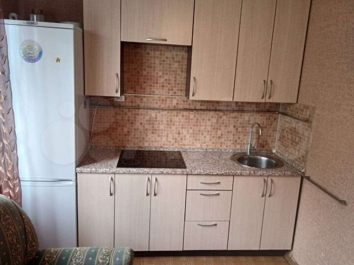 1-к. квартира, 42 м², 3/9 эт.