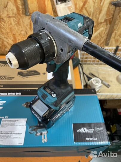 Makita DF001GZ+DC40RA-1шт+BL4040-1шт для рыбаков