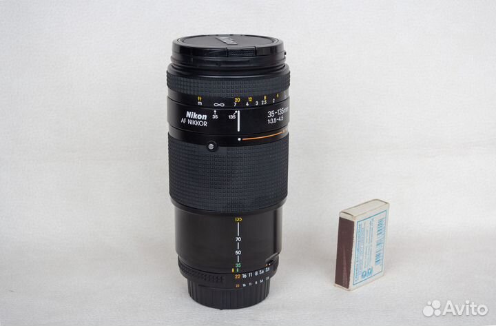 Объектив Nikon 35-135мм