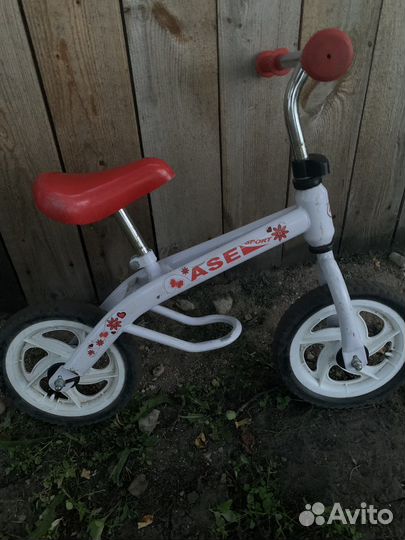 Беговел детский бу