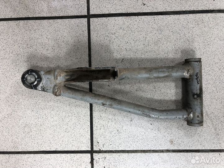 Рычаг передний верхний Arctic cat thundercat 1000