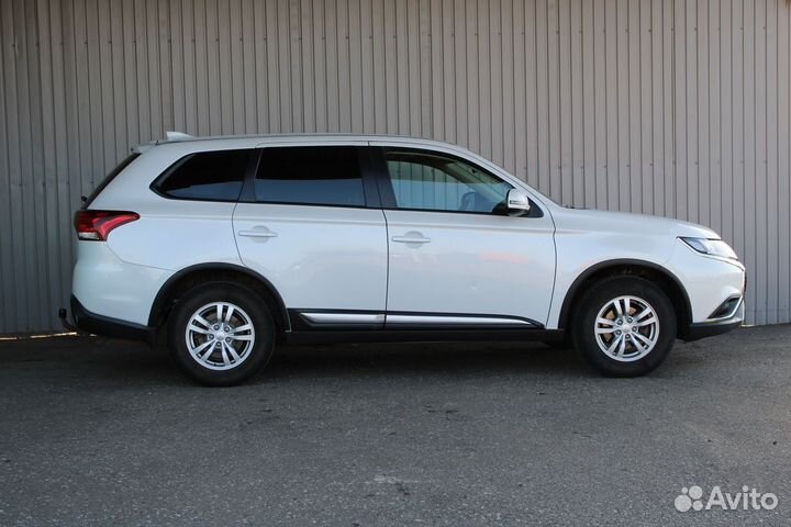 Mitsubishi Outlander 2.0 CVT, 2019, 81 781 км