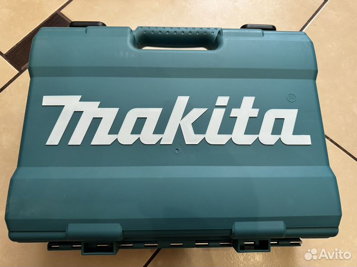 Шуруповерт Makita DF333dwye (оригинал)