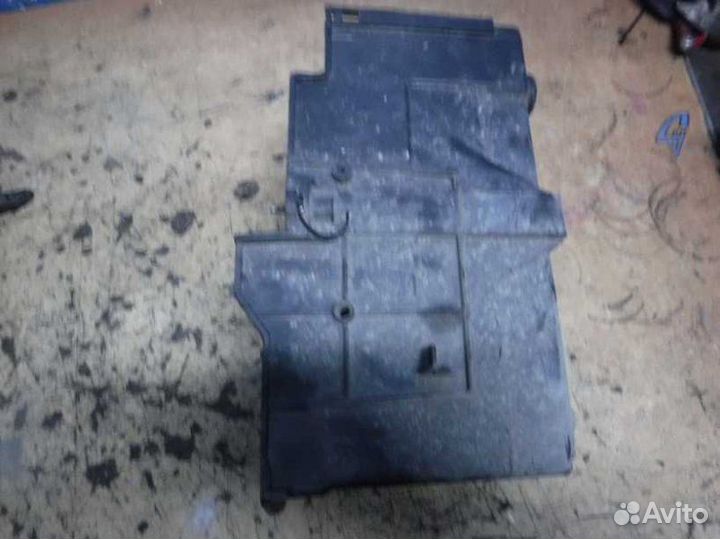 Крепление АКБ Ford Focus 2