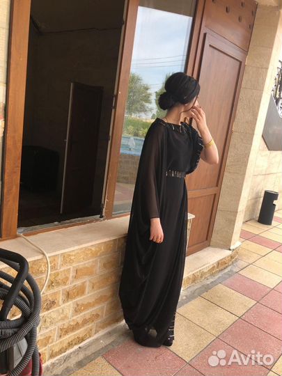 Вечернее платье