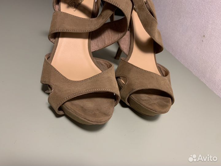 Туфли Bershka 39