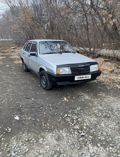 ВАЗ 21099 1.5 МТ, 1998, 300 000 км