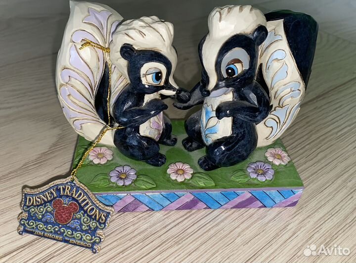 Статуэтка оригинальная