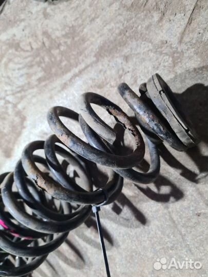 Пружина подвески задняя Volkswagen Polo 5 2013