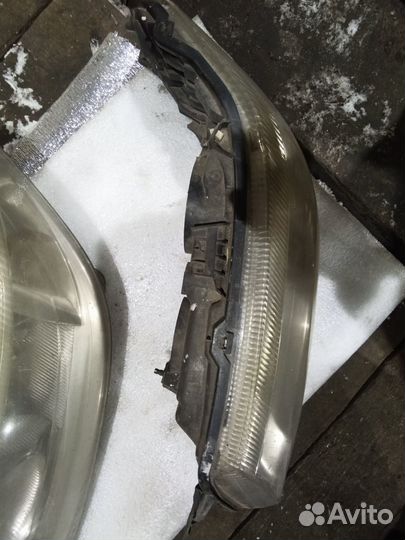 Фары Renault Laguna 2 на запчасти