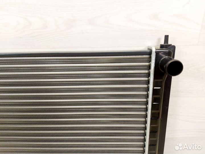 Радиатор охлаждения Nissan Teana J32/J33