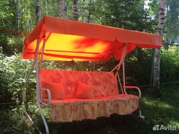 Высокопрочный тент на любую марку садовых качелей