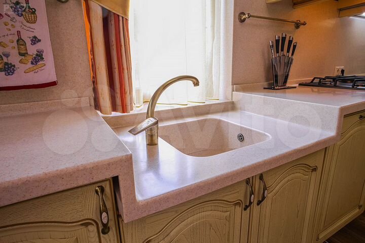 Коттедж 400 м² на участке 10,5 сот.