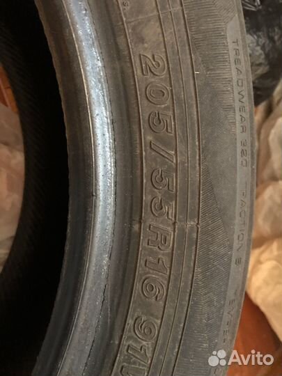 Yokohama BluEarth AE50 SUV 205/55 R16 19B