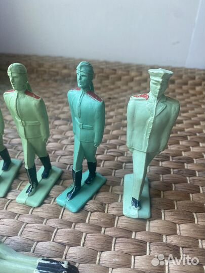 Солдатики пластмассовые СССР