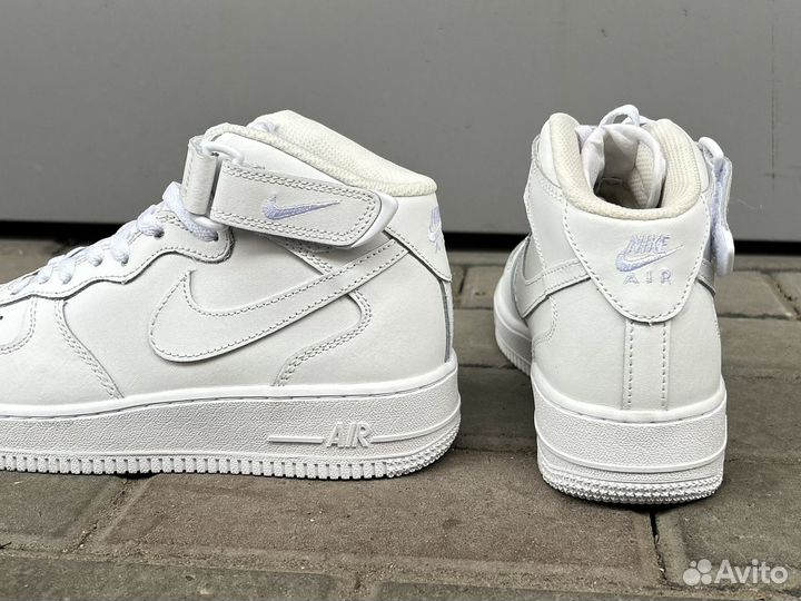 Кроссовки зимние Nike Air Force 1 (38)