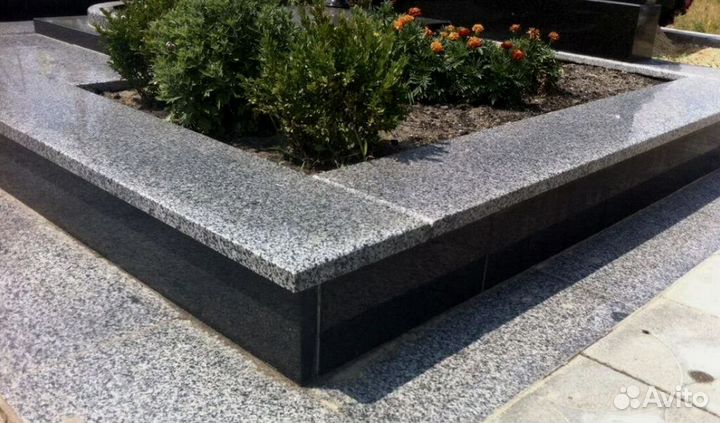 Бордюр из гранита