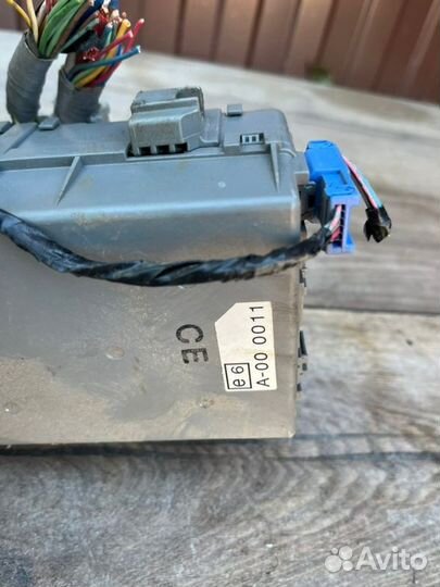 Блок предохранителей Honda Civic 4D 1.3 2008