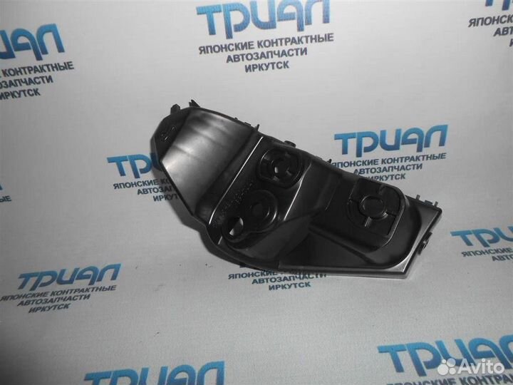 Крепление бампера переднее правое Passo KGC10