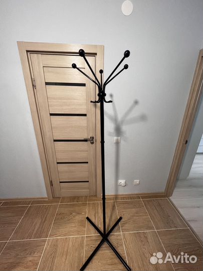 Вешалка напольная