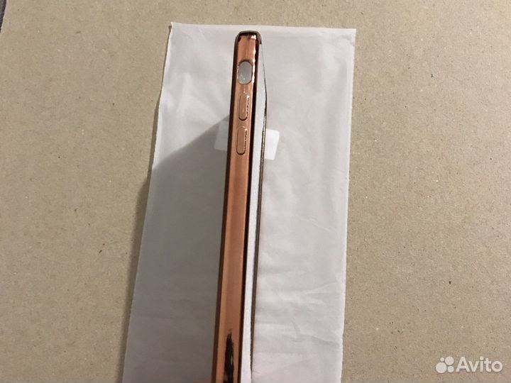 Защитный бампер Айфон 7