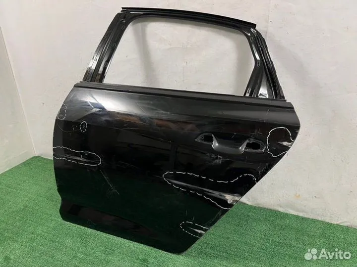 Дверь задняя левая Audi A6 C8