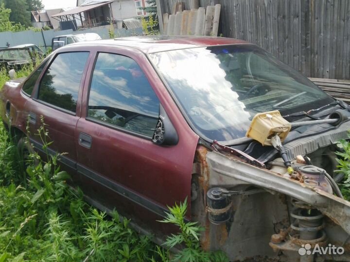 Opel Vectra A в разбор