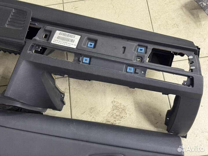 Приборная панель BMW e90