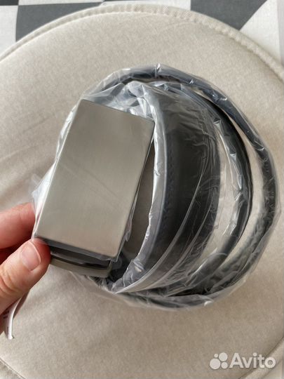 Мужской кожаный ремень