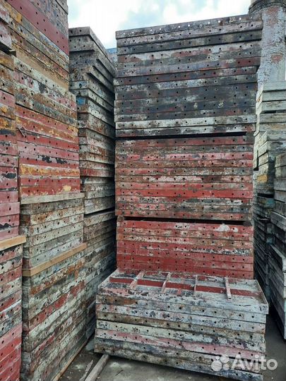 Опалубка Мелкощитовая Б/У в отличном состоянии