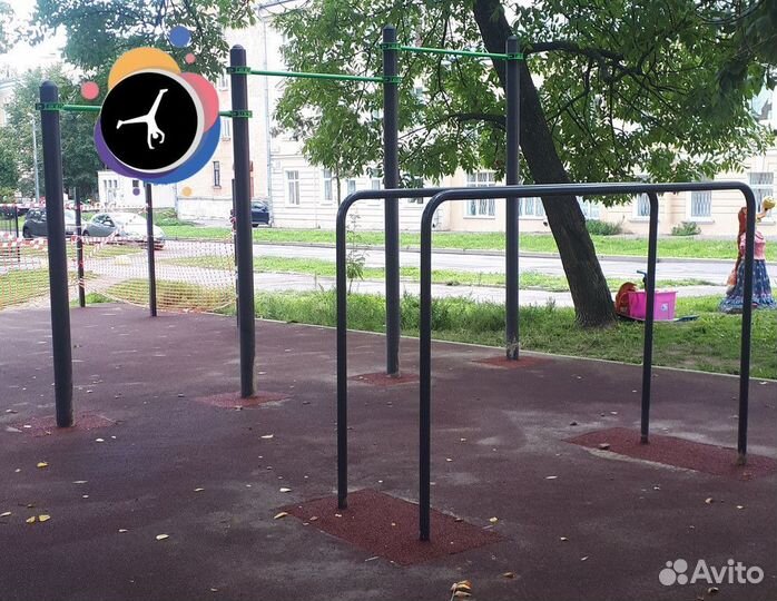 Уличный спортивный комплекс