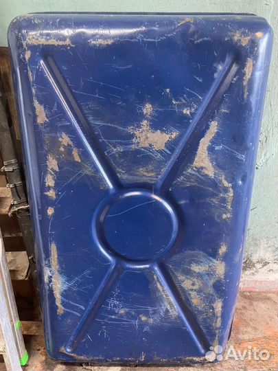 Толстостенный бак под топливо