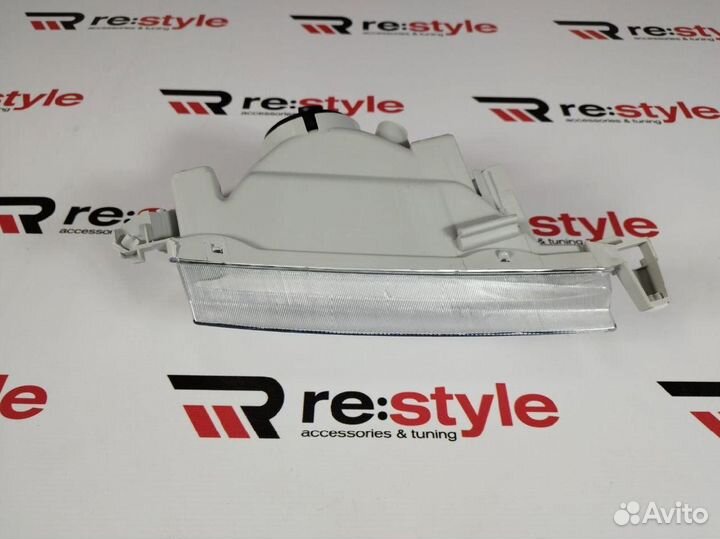 Фара Toyota Corona Premio 210 98-01 Левая U2311