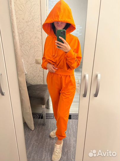 Спортивный костюм женский новый